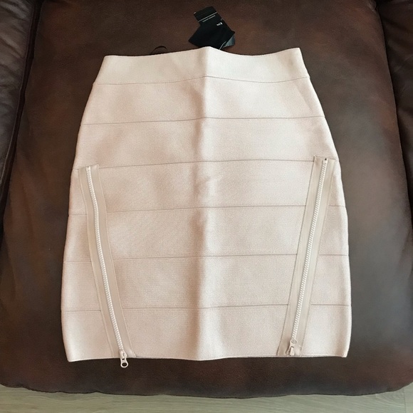 ๐HP๐ NWT Pink Bebe bandage skirt - Picture 3 of 7